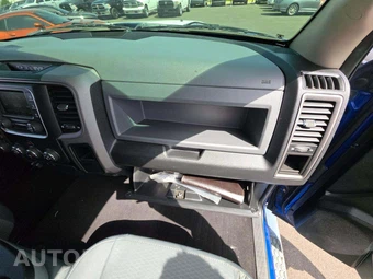 2017 Ram 1500 Express Extended Cab Medium Bed - miniatura 19
