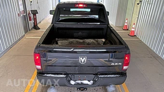 2017 Ram 1500 Express Extended Cab Medium Bed – miniatura 5