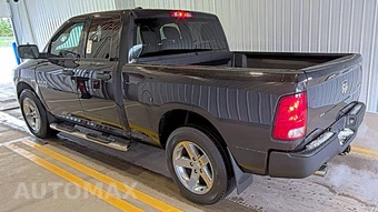 2017 Ram 1500 Express Extended Cab Medium Bed – miniatura 6