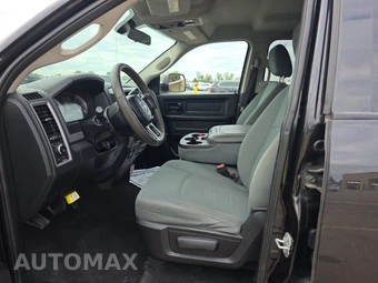 2017 Ram 1500 Express Extended Cab Medium Bed