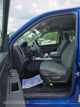2017 Ram 1500 Express Extended Cab Medium Bed - miniatura 3