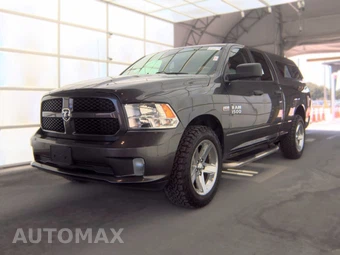 2017 Ram 1500 Express Extended Cab Medium Bed