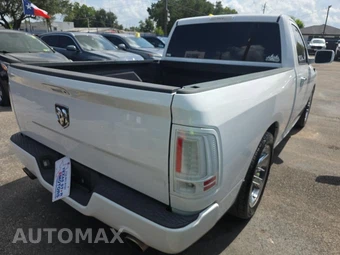 2017 Ram 1500 Express Regular Cab Medium Bed - miniatura 4