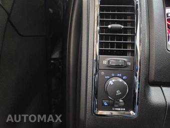2017 Ram 1500 Laramie Crew Cab Extra Short Bed - miniatura 9