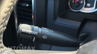 2017 Ram 1500 Laramie Crew Cab Medium Bed - miniatura 28