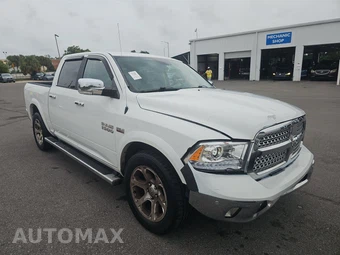 2017 Ram 1500 Laramie Crew Cab Short Bed - miniatura 3