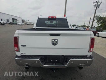 2017 Ram 1500 Laramie Crew Cab Short Bed - miniatura 5