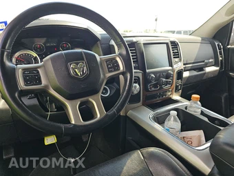 2017 Ram 1500 Laramie Crew Cab Short Bed - miniatura 11