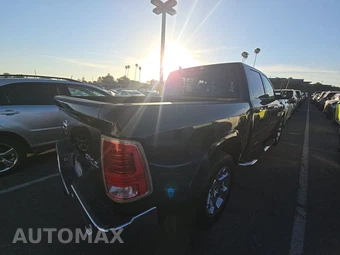 2017 Ram 1500 Laramie Crew Cab Short Bed – miniatura 4