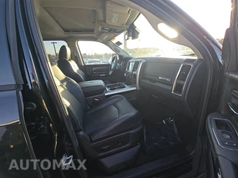 2017 Ram 1500 Laramie Crew Cab Short Bed – miniatura 8