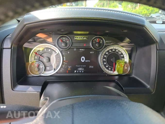 2017 Ram 1500 Laramie Crew Cab Short Bed - miniatura 9