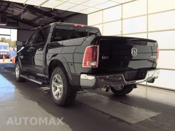 2017 Ram 1500 Laramie Crew Cab Short Bed - miniatura 6