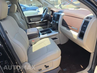 2017 Ram 1500 Laramie Crew Cab Short Bed - miniatura 8
