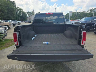 2017 Ram 1500 Laramie Crew Cab Short Bed - miniatura 11