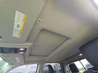 2017 Ram 1500 Laramie Crew Cab Short Bed - miniatura 8