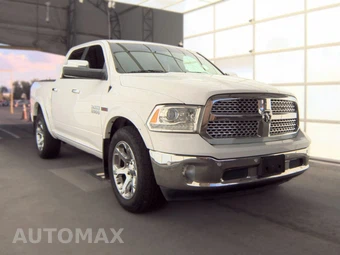 2017 Ram 1500 Laramie Crew Cab Short Bed – miniatura 3