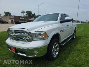 2017 Ram 1500 Laramie Crew Cab Short Bed - samochód z USA z aukcji Manheim, oferta Kup Teraz w AUTOMAX