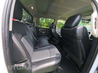 2017 Ram 1500 Laramie Crew Cab Short Bed - miniatura 16