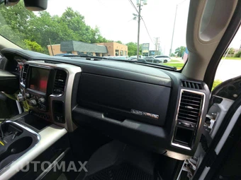 2017 Ram 1500 Laramie Crew Cab Short Bed - miniatura 19