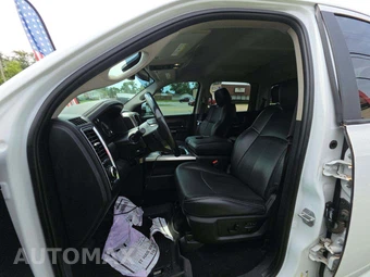 2017 Ram 1500 Laramie Crew Cab Short Bed - miniatura 6