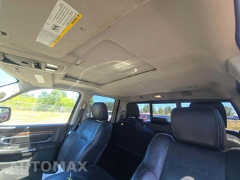2017 Ram 1500 Laramie Extended Cab Medium Bed - miniatura 8