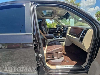 2017 Ram 1500 Laramie Longhorn Crew Cab Short Bed - miniatura 18