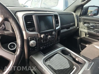 2017 Ram 1500 Limited Crew Cab Medium Bed – miniatura 11