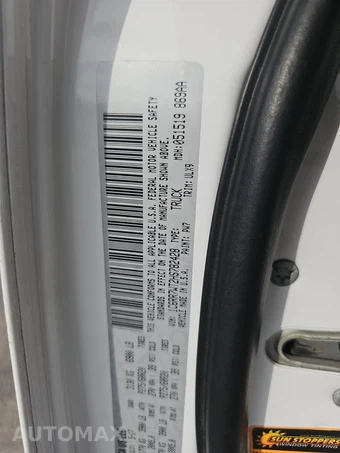 2017 Ram 1500 Limited Crew Cab Medium Bed – miniatura 15