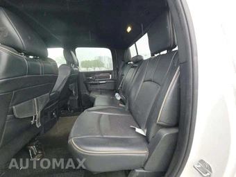 2017 Ram 1500 Limited Crew Cab Medium Bed - miniatura 10