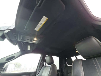 2017 Ram 1500 Limited Crew Cab Medium Bed - miniatura 8