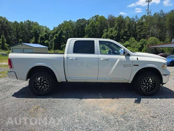 2017 Ram 1500 Limited Crew Cab Short Bed - miniatura 4