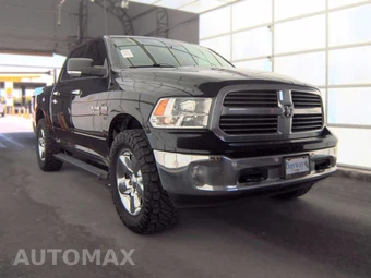 2017 Ram 1500 Lone Star Crew Cab Short Bed - miniatura 4