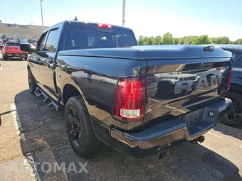2017 Ram 1500 Night Crew Cab Short Bed - miniatura 2
