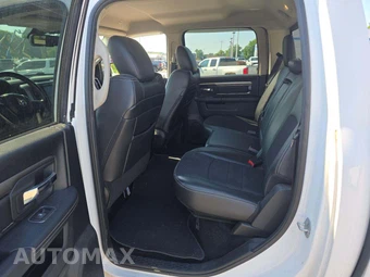 2017 Ram 1500 Night Crew Cab Short Bed - miniatura 10