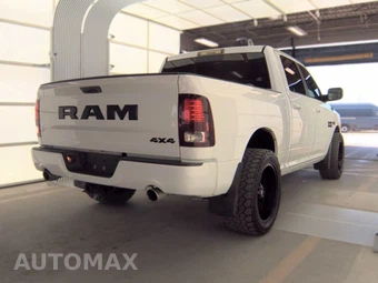 2017 Ram 1500 Night Crew Cab Short Bed - miniatura 4