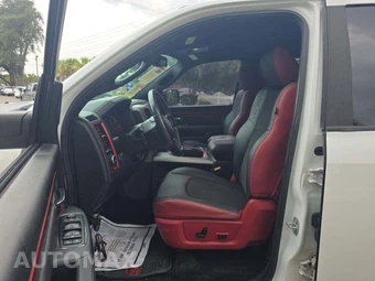 2017 Ram 1500 Rebel Crew Cab Short Bed - miniatura 3
