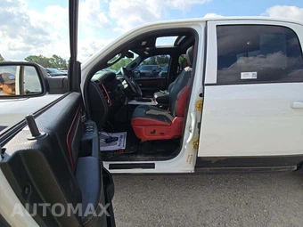 2017 Ram 1500 Rebel Crew Cab Short Bed - miniatura 3