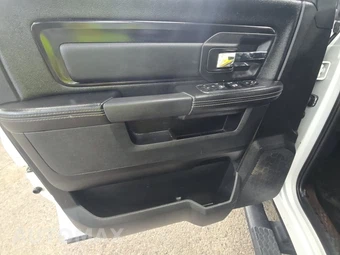 2017 Ram 1500 Rebel Crew Cab Short Bed - miniatura 9