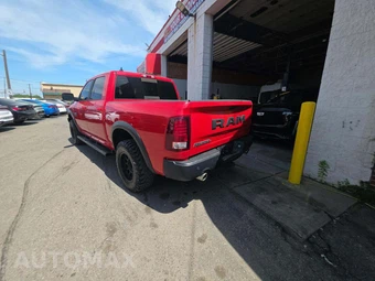 2017 Ram 1500 Rebel Crew Cab Short Bed - miniatura 2