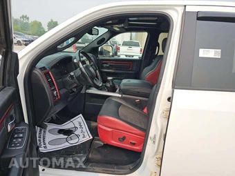 2017 Ram 1500 Rebel Crew Cab Short Bed - miniatura 3