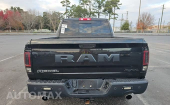 2017 Ram 1500 Rebel Crew Cab Short Bed - miniatura 3