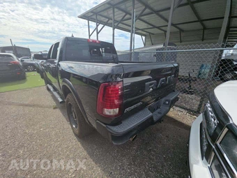 2017 Ram 1500 Rebel Crew Cab Short Bed – miniatura 2