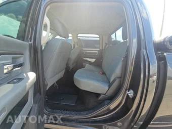 2017 Ram 1500 SLT Crew Cab Medium Bed - miniatura 13