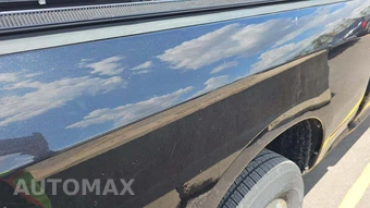 2017 Ram 1500 SLT Crew Cab Medium Bed - miniatura 28