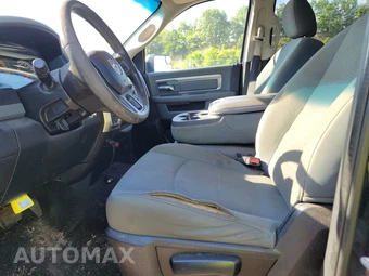 2017 Ram 1500 SLT Crew Cab Short Bed – miniatura 7
