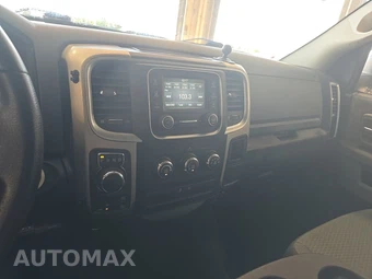 2017 Ram 1500 SLT Crew Cab Short Bed – miniatura 11