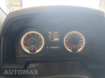 2017 Ram 1500 SLT Crew Cab Short Bed – miniatura 12