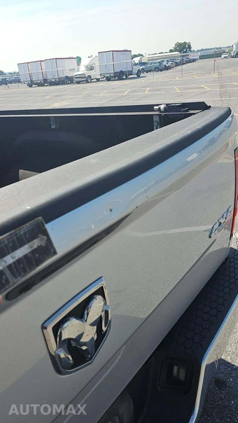 2017 Ram 1500 SLT Crew Cab Short Bed – miniatura 25