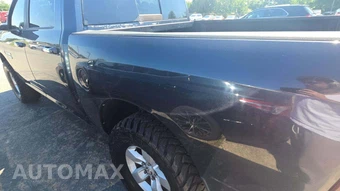 2017 Ram 1500 SLT Crew Cab Short Bed – miniatura 19