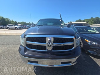 2017 Ram 1500 SLT Crew Cab Short Bed – miniatura 2